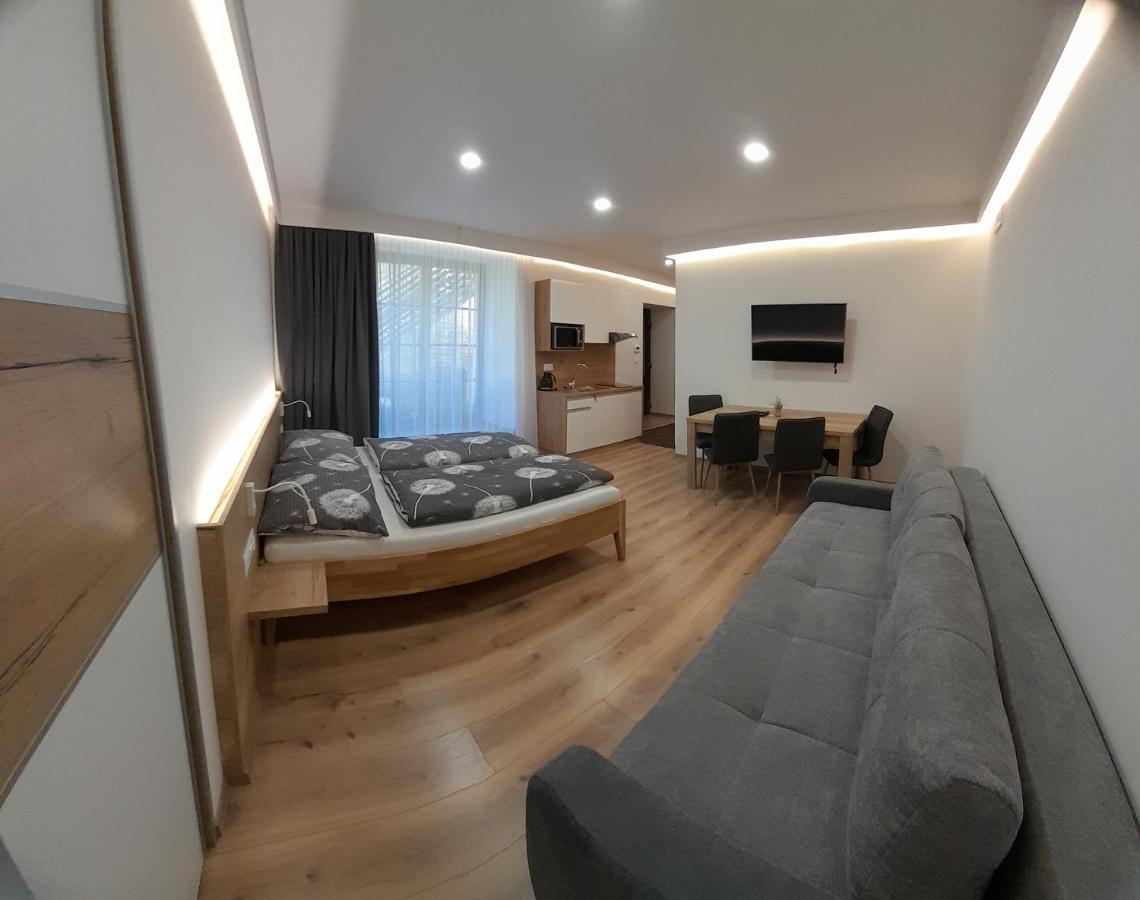 Apartmany Lumi Veľký Slavkov Kültér fotó