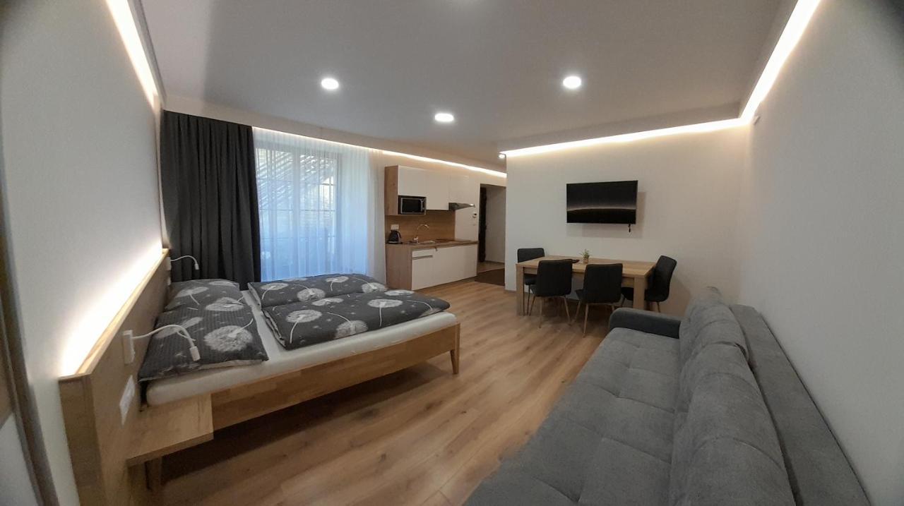 Apartmany Lumi Veľký Slavkov Kültér fotó
